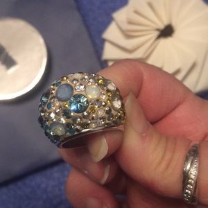 Swarovski stunning ring!
